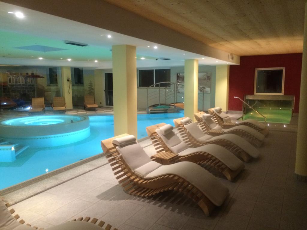 Nature Wellness Hotel Renato ヴィーゴ・ディ・ファッサ エクステリア 写真